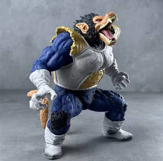Oozaru Vegeta Sofubi Figure LO.jpg